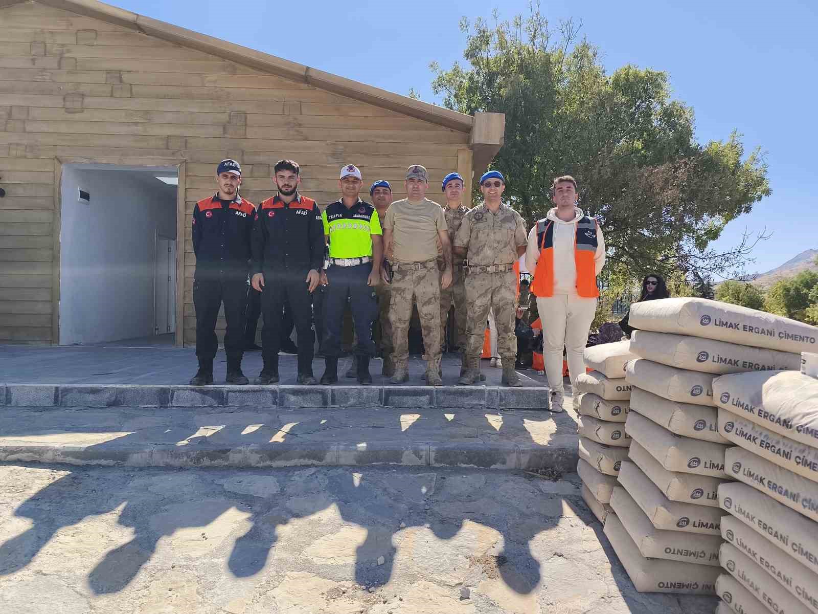 Dicle Gen&ccedil;lik Kampında &lsquo;Destek AFAD G&ouml;n&uuml;ll&uuml;s&uuml;&rsquo; etkinliği yapıldı
