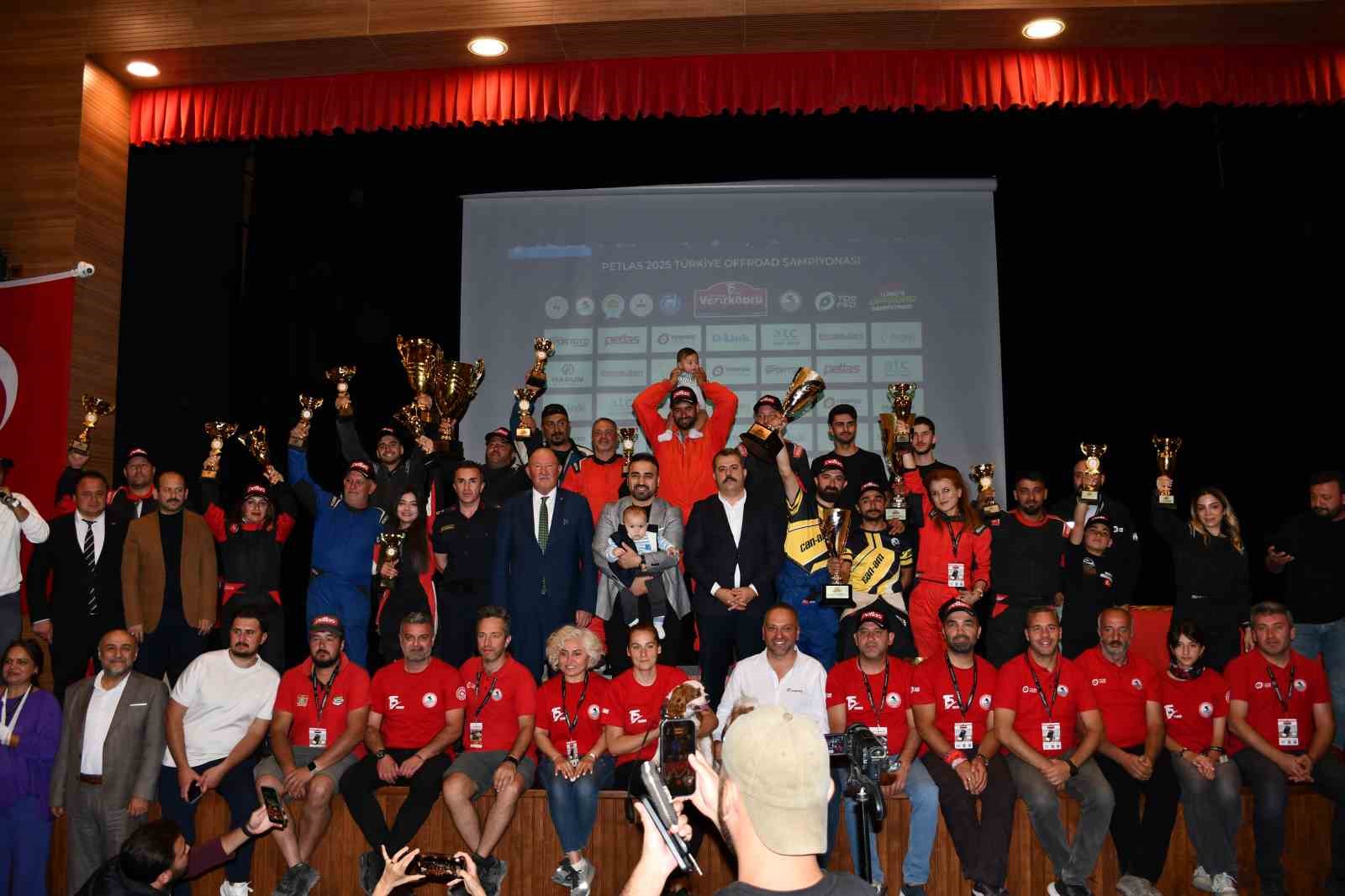 Off-Road Vezirk&ouml;pr&uuml; Yarışı
