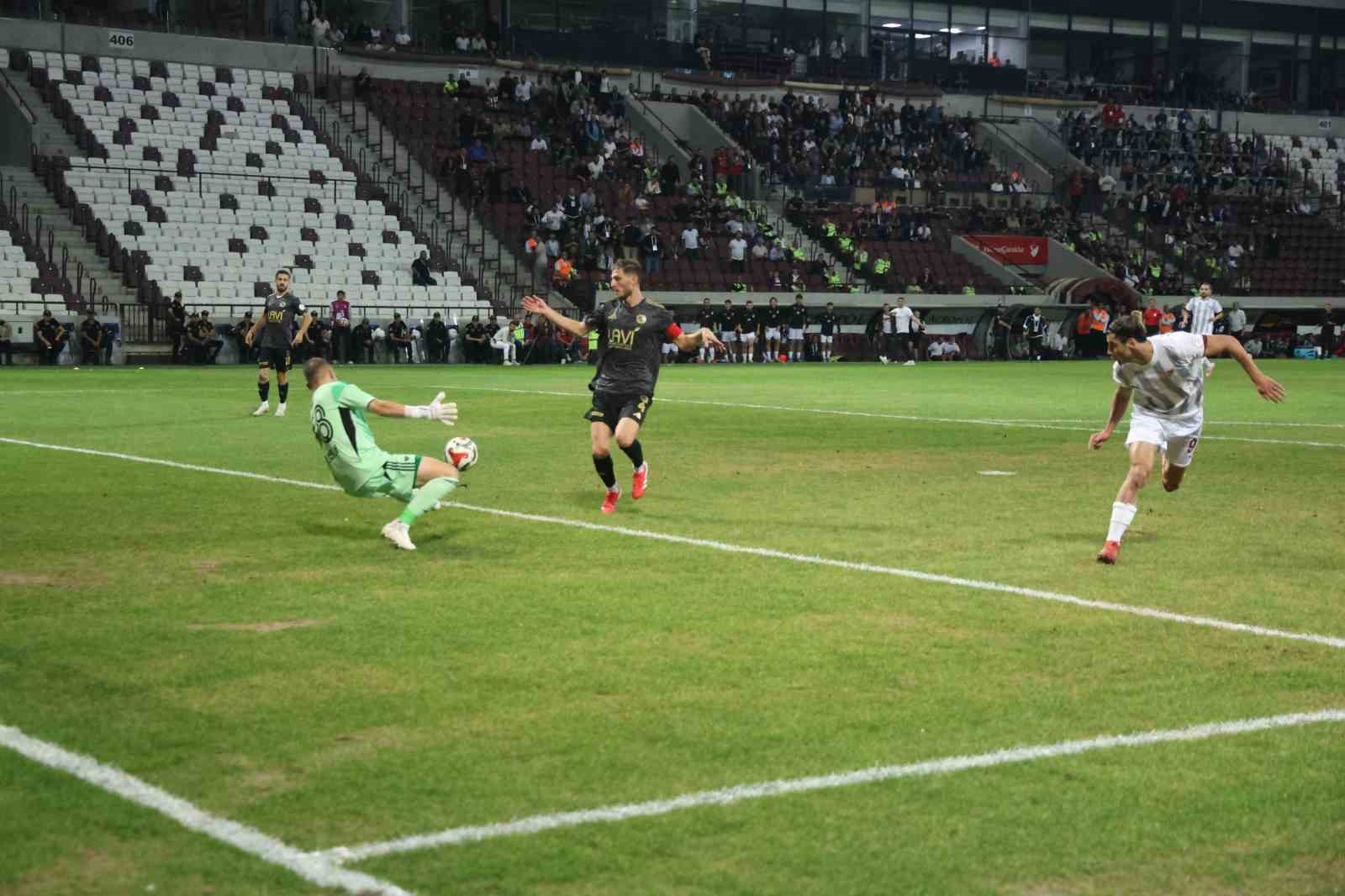 TFF 2. Lig: Elazığspor: 1 - Batman Petrolspor: 2