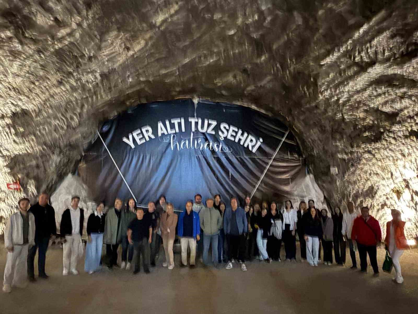 Turistik Karaelmas Treni ikinci seferini tamamladı