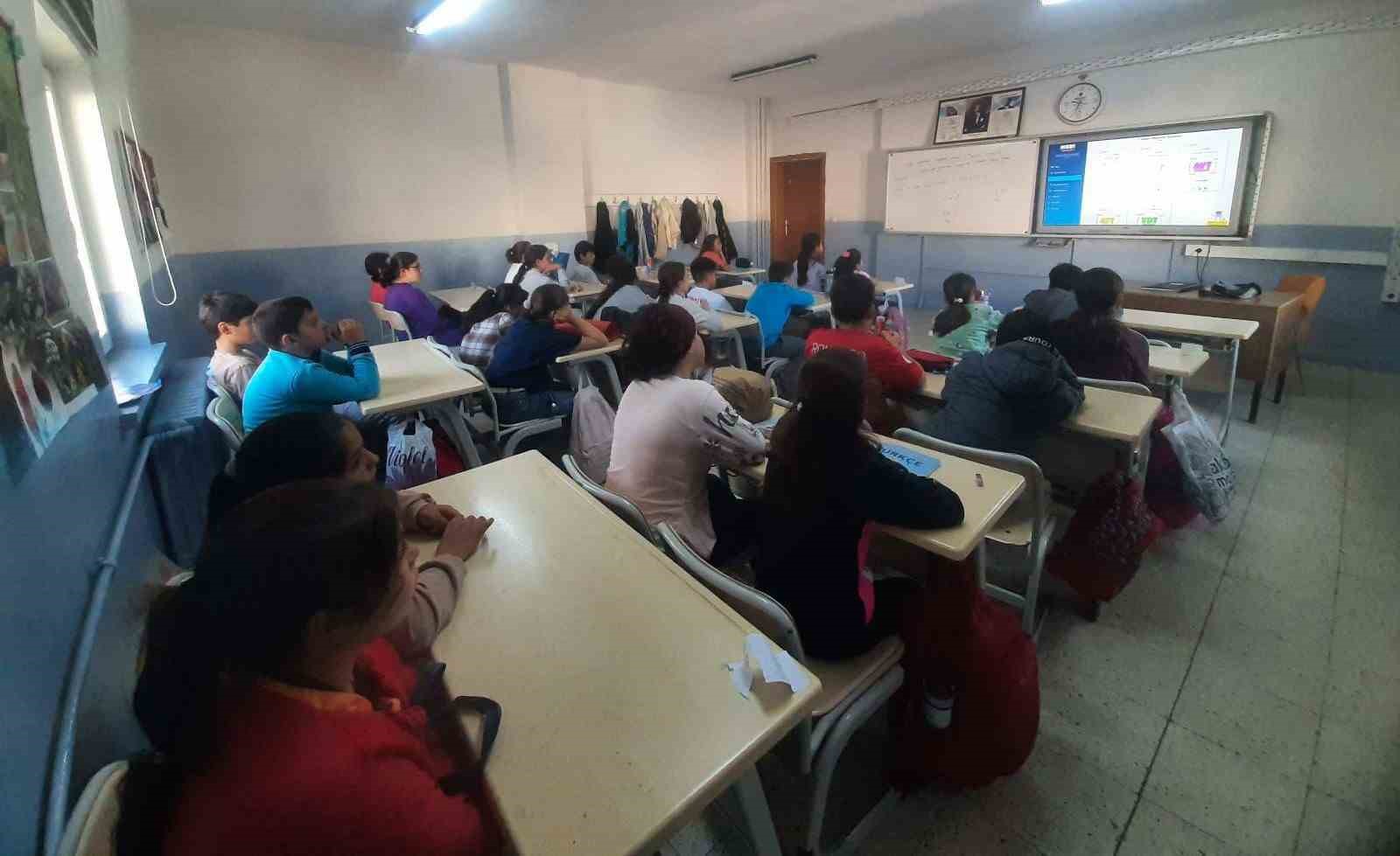 Aydıntepe’de öğrencilere MEBİ  tanıtıldı