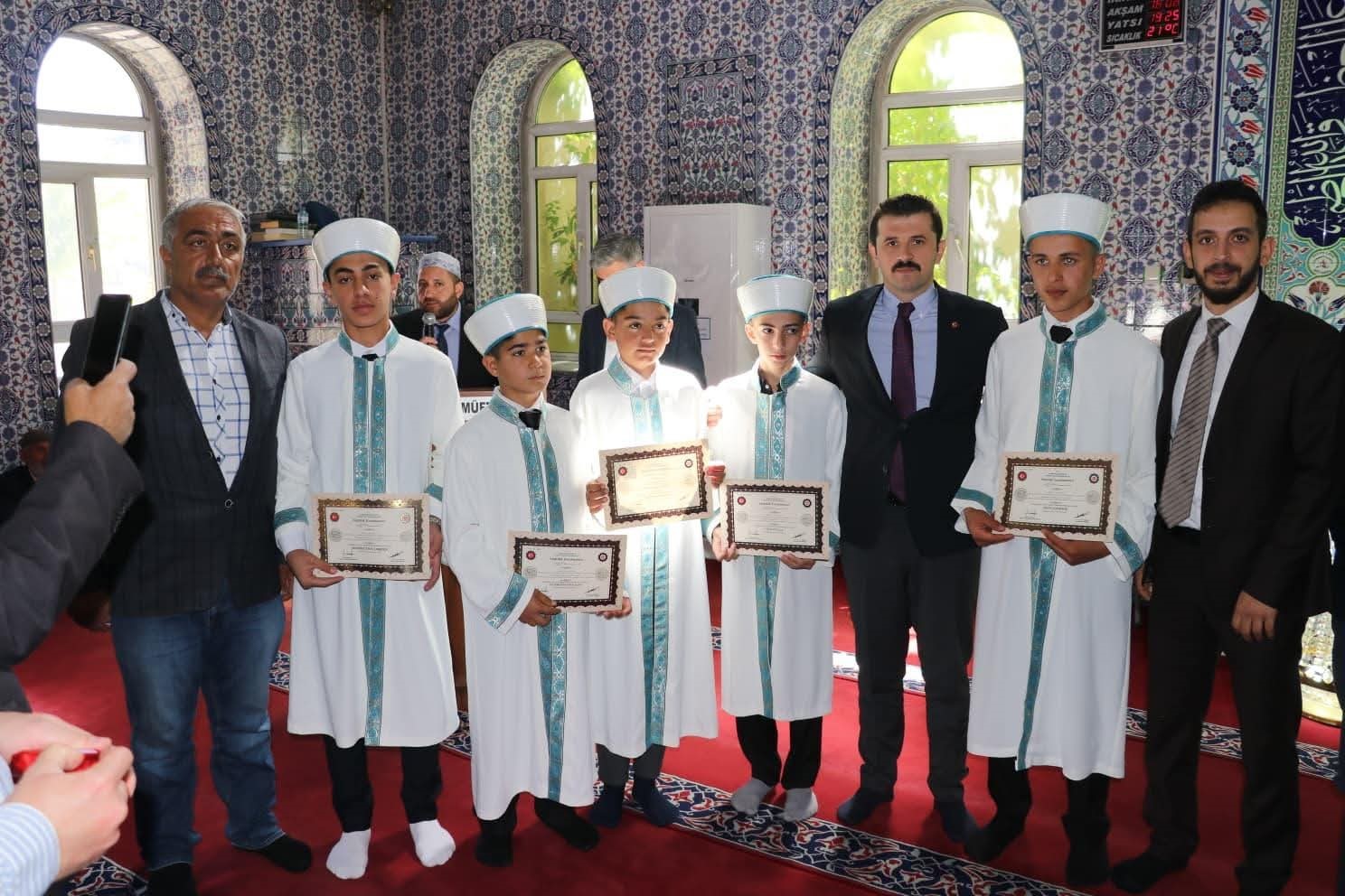 Tutak’ta hafızlar icazet programında buluştu