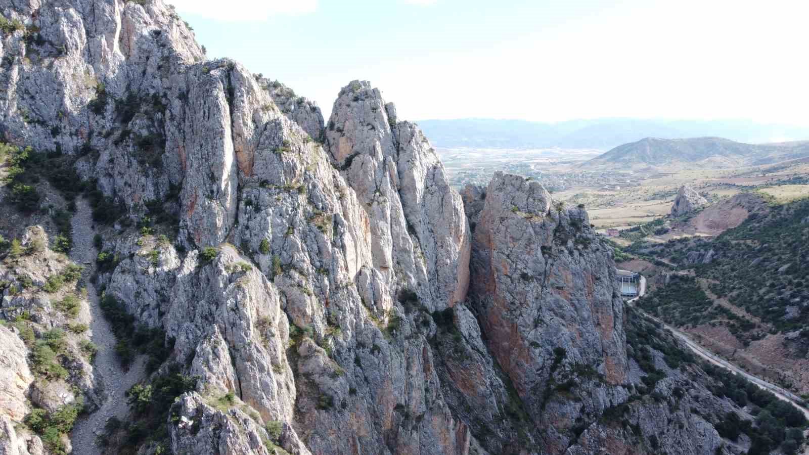 Kazankaya Kanyonu tarihi ve doğal güzellikleriyle meditasyon merkezini andırıyor
