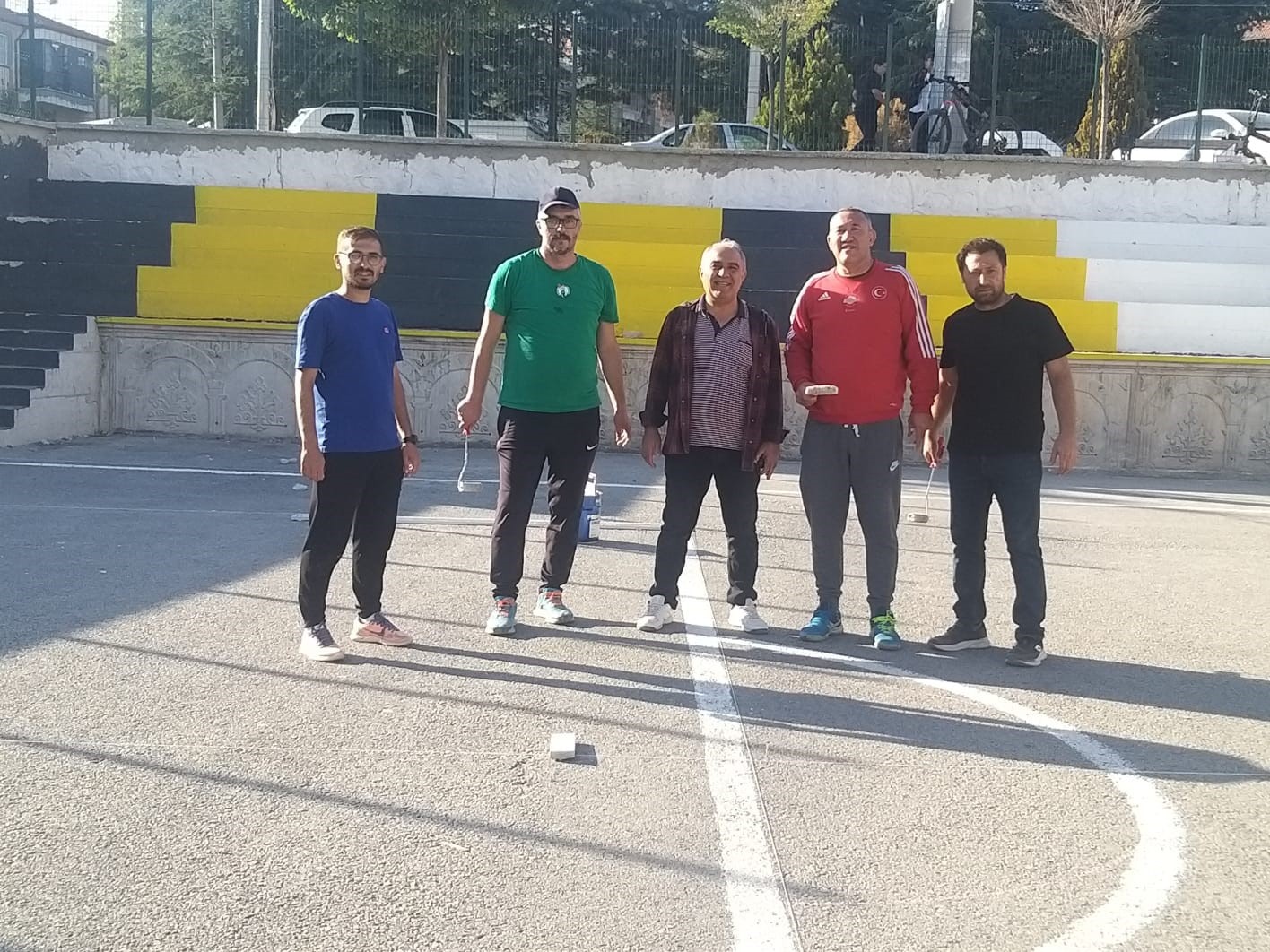 Öğretmenlerden örnek davranış