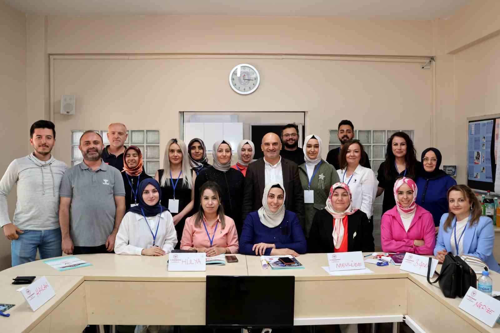 Kayseri’de ’1. Tıbbi Acil Çağrı Yönetimi Eğitimi’ düzenlendi