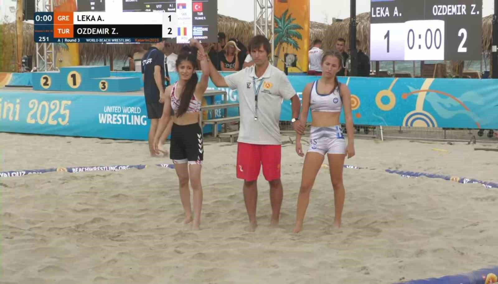 Hakkarili Zehra Özdemir dünya 6’ncısı oldu