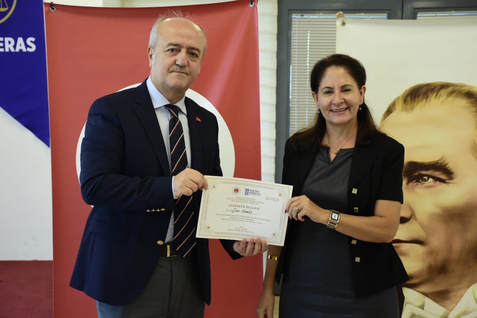 Eğitime destek sağlayan y&uuml;k&uuml;ml&uuml;lere teşekk&uuml;r belgesi
