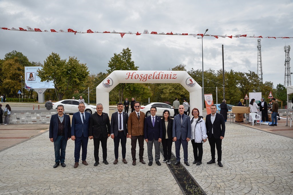 "OMÜ Uyum Fest" ile yeni öğrencilere coşkulu karşılama