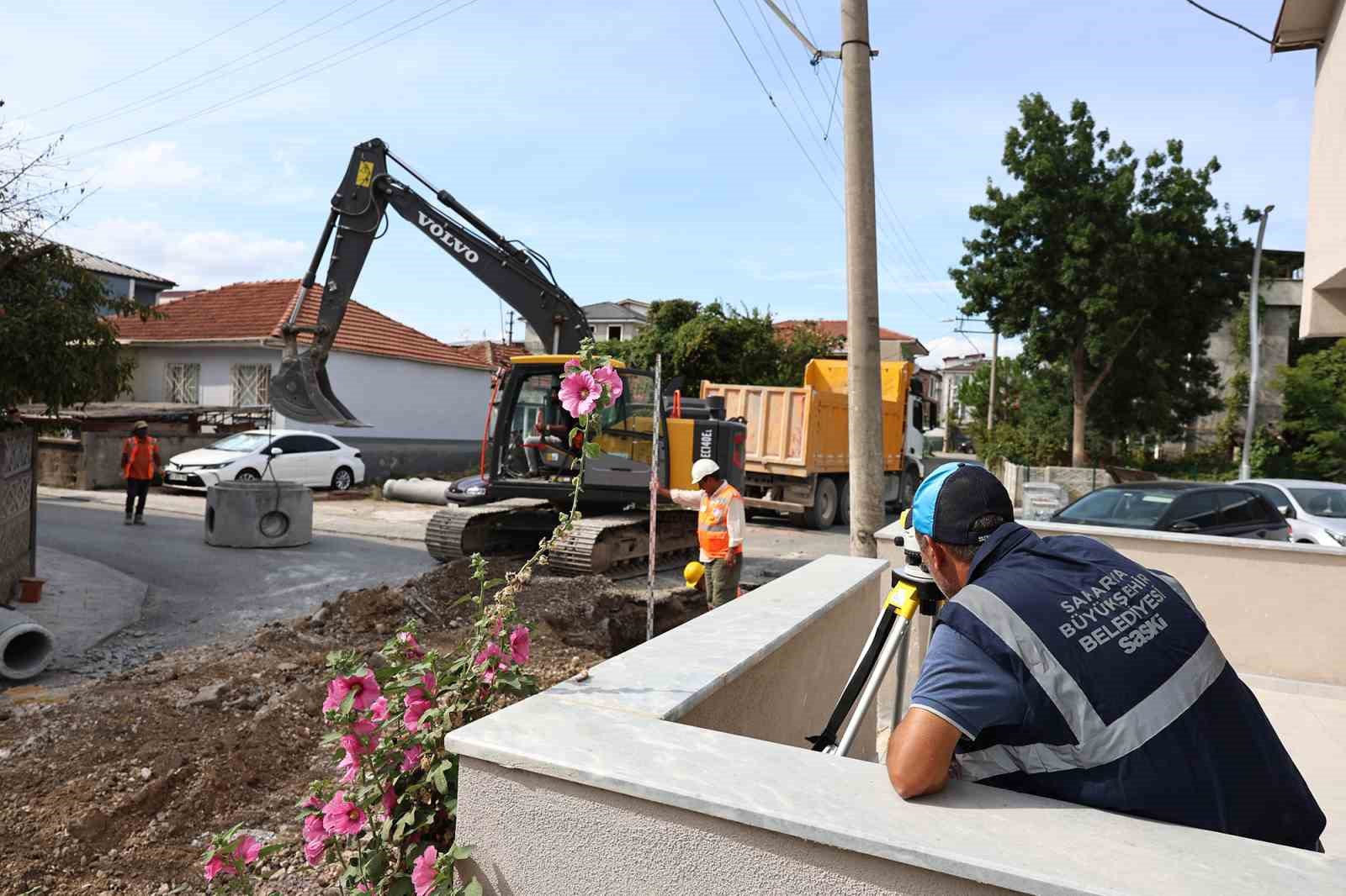&Ccedil;ukurahmediye&rsquo;nin yağmur ve atık suları yeni hat sayesinde g&uuml;venle taşınacak
