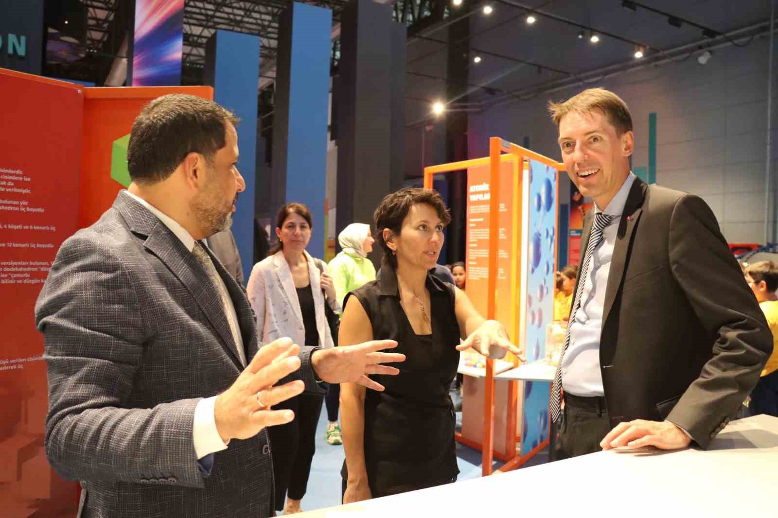 AB Delegasyonu Başkan Vekili Vilcinskas, Şanlıurfa Bilim Merkezine hayran kaldı
