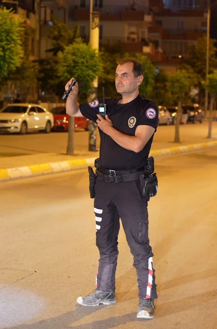 Polis ekiplerinden huzur uygulaması: 28 binden fazla kişi sorgulandı
