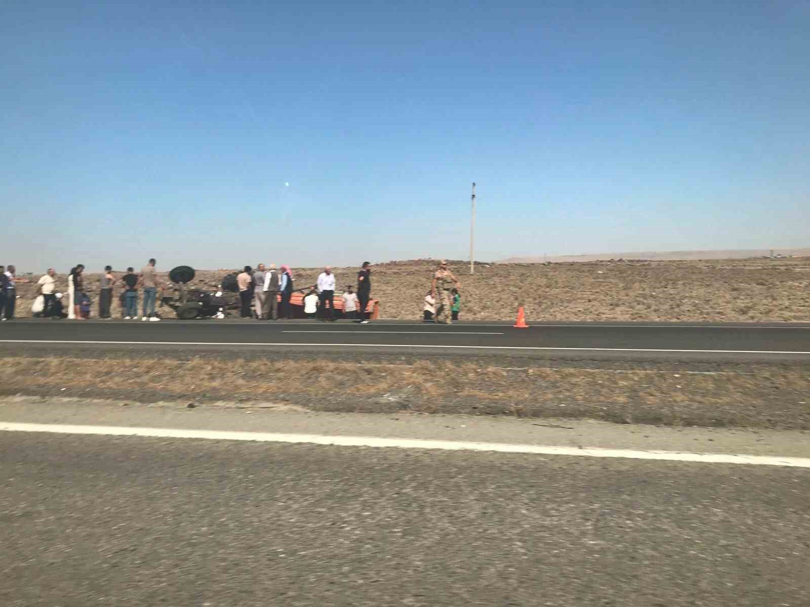 Şırnak&rsquo;ta trakt&ouml;r devrildi: 1 &ouml;l&uuml;, 4 yaralı
