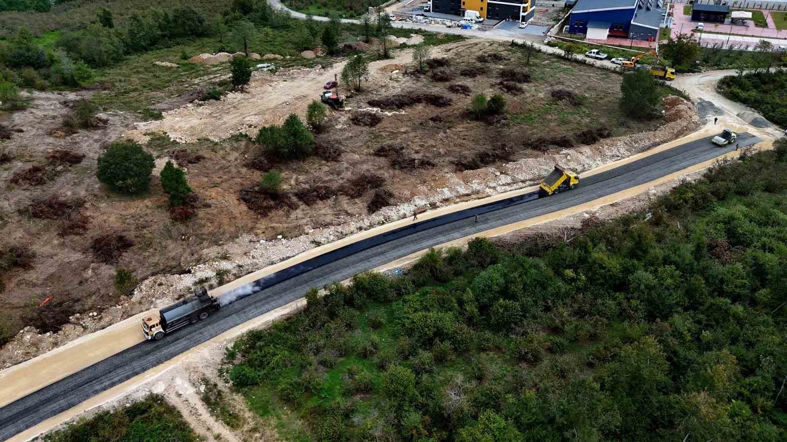 Ordu’da sıcak asfalt çalışmaları sürüyor