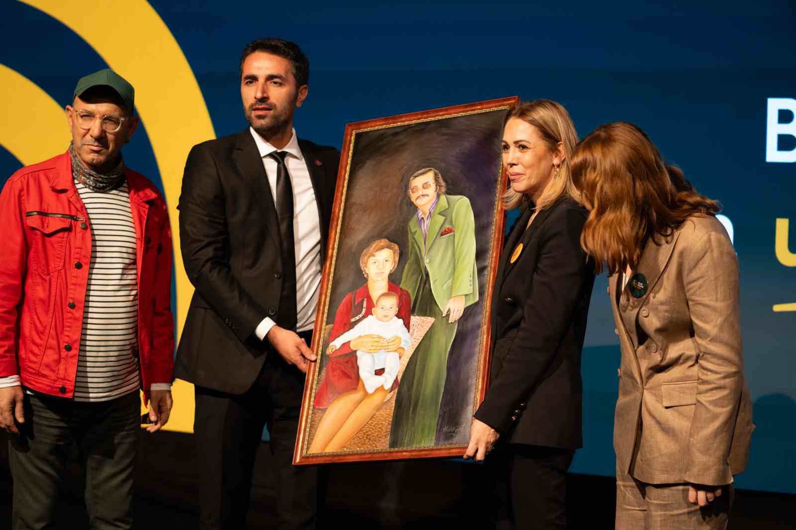 Ferdi Zeyrek&rsquo;in adı eşi ve kızının &ouml;nc&uuml;l&uuml;ğ&uuml;nde kurulan vakıfta yaşayacak
