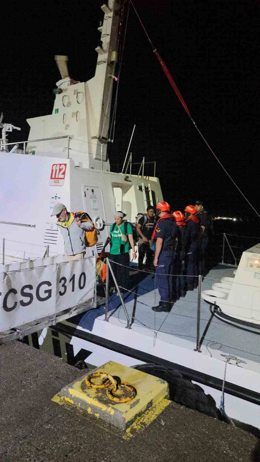 Olumsuz hava şartları nedeniyle Sumud Filosu’ndan ayrılan 4 aktivist Marmaris’e geldi