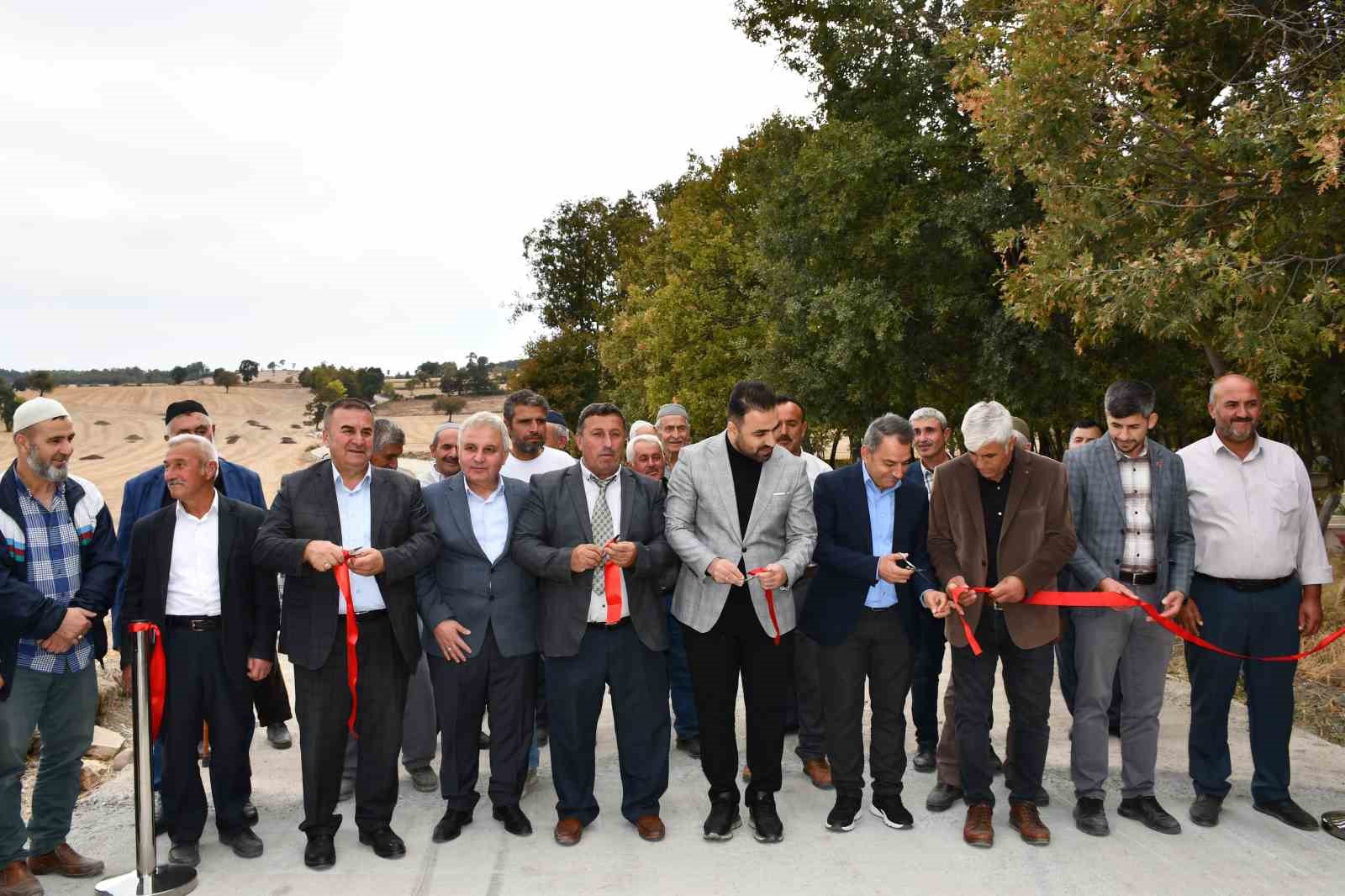 Vezirköprü’de yol açılışı