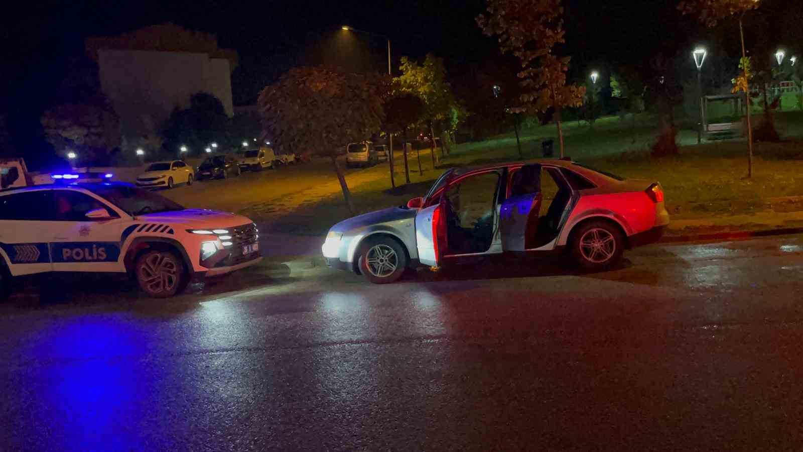 Annesinin aracı ile polisten ka&ccedil;an gence 62 bin TL para cezası kesildi
