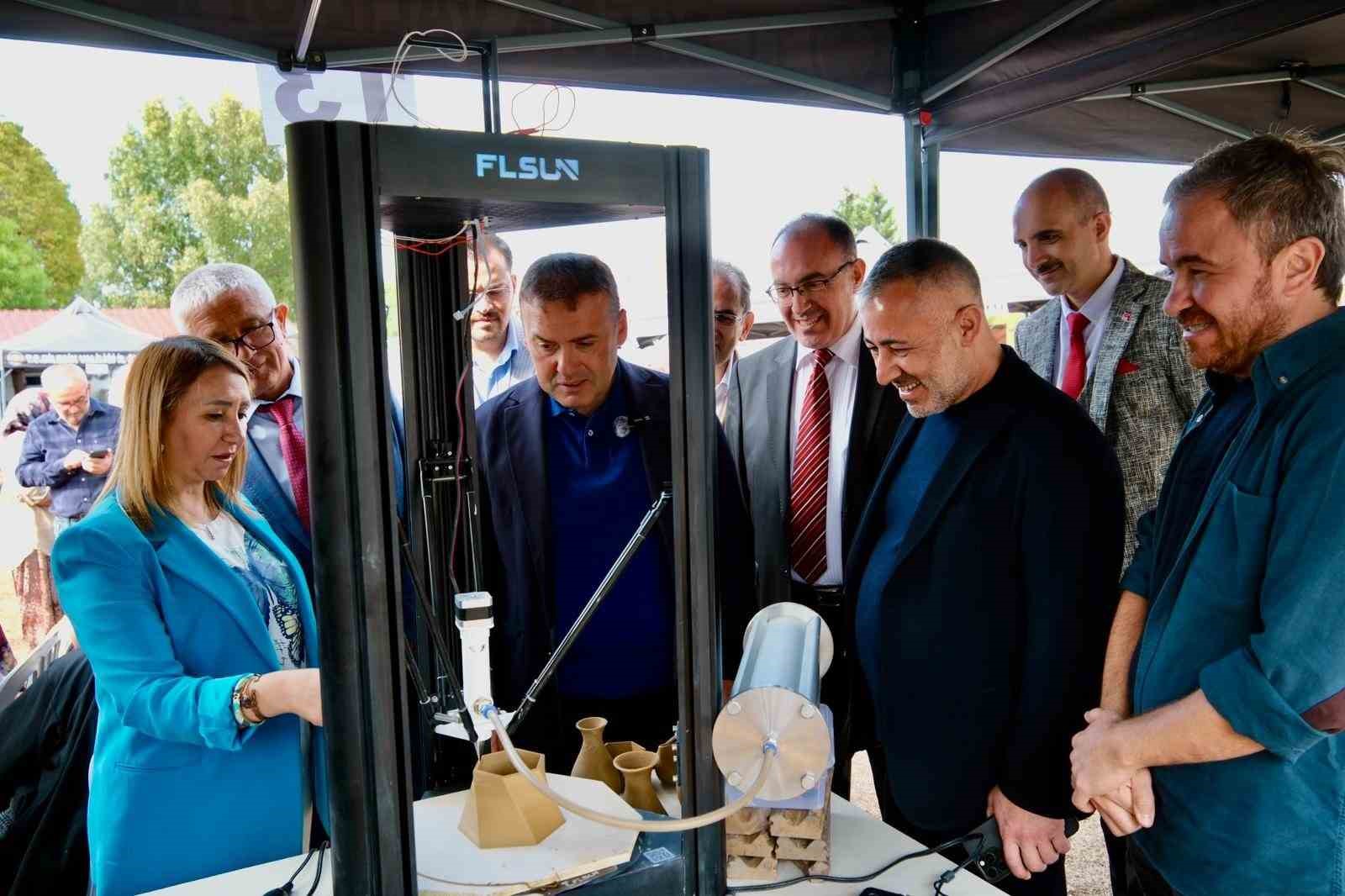 BŞE&Uuml;&rsquo;n&uuml;n stanttı b&uuml;y&uuml;k ilgi g&ouml;rd&uuml;
