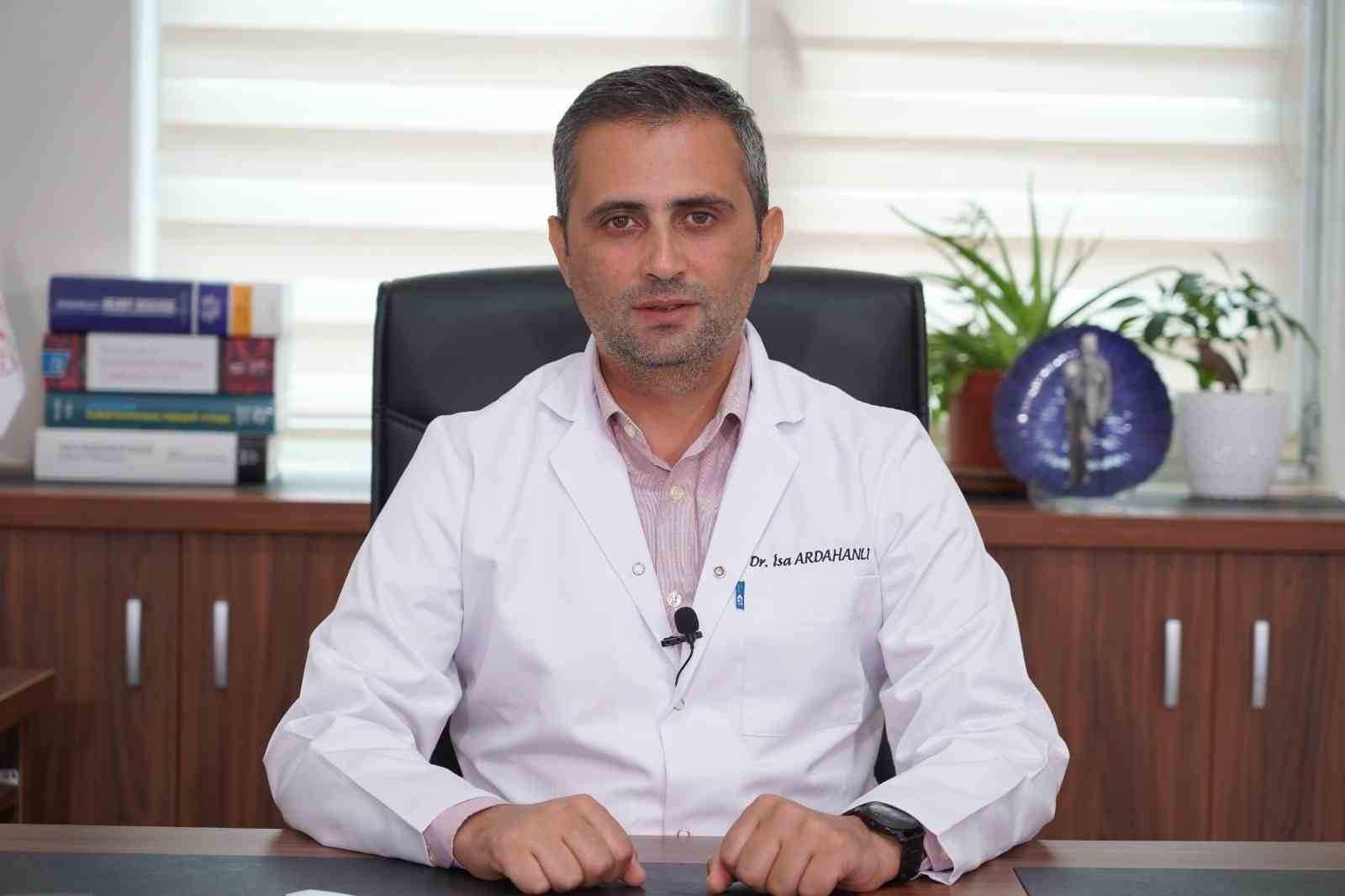 Doç. Dr. İsa Ardahanlı:  "Kalp ve damar sağlığı için risklerinizi bilin"