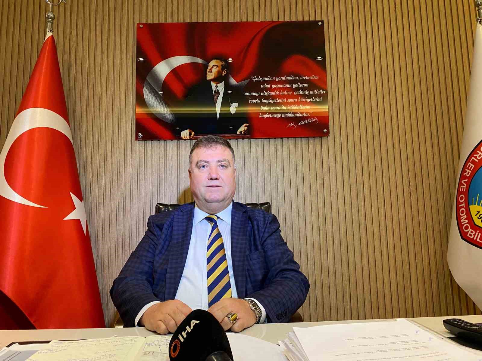 İzmir&rsquo;de korsan taşımacılığa karşı m&uuml;cadeleye devam
