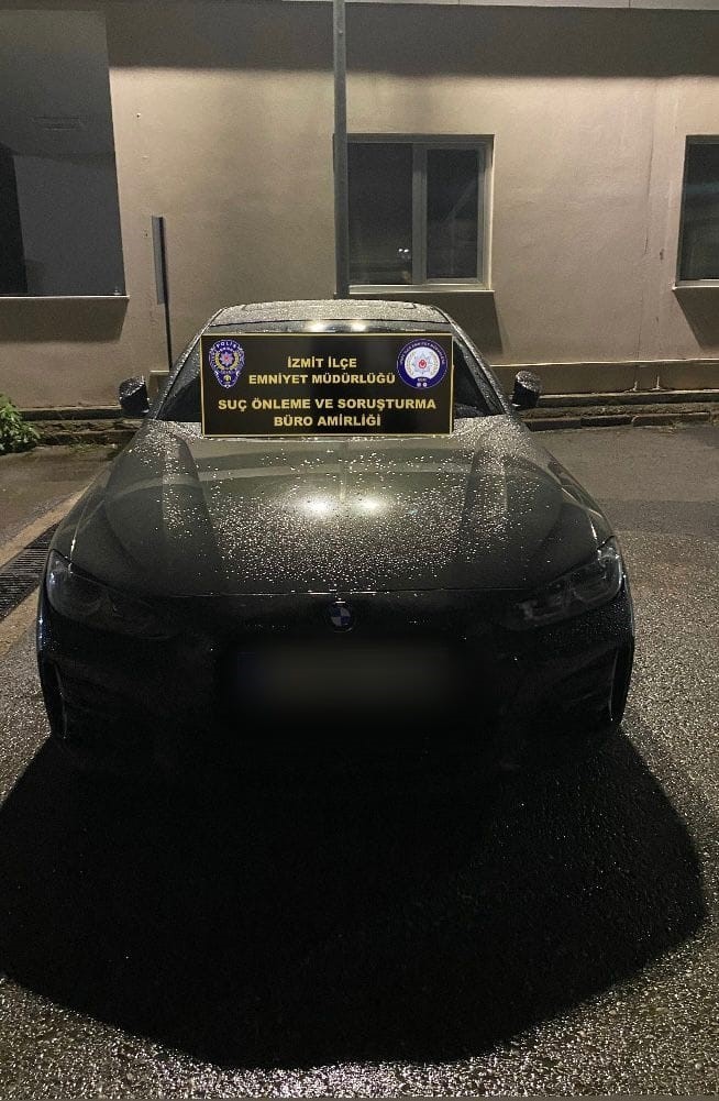 İzmit’te drift yapan sürücüye 91 bin TL ceza