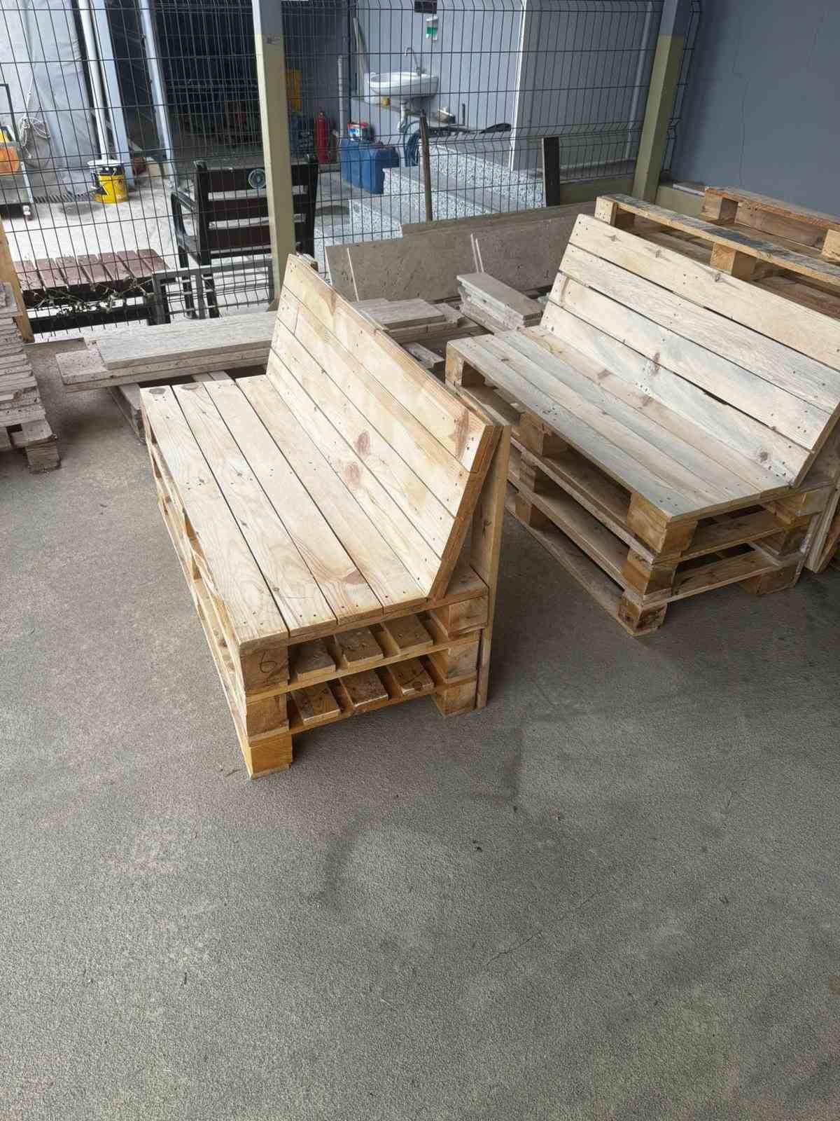 Bursa&rsquo;da atıklar sanat eserine dönüşüyor