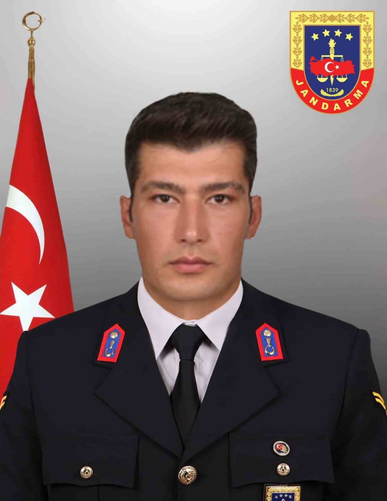 Bakan Yerlikaya&rsquo;dan Aksaray&rsquo;da şehit olan jandarma personeli i&ccedil;in başsağlığı mesajı
