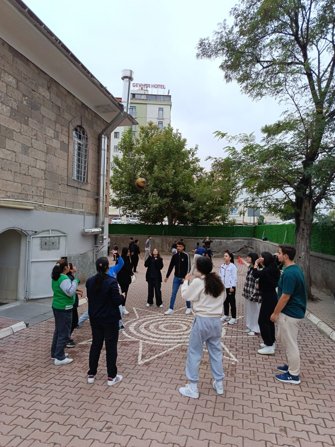 ERÜ öğrencilerinden anlamlı etkinlik