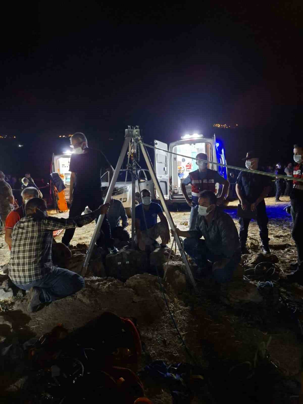 Diyarbakır Valiliğinden su kuyusunda karbonmonoksit gazından hayatını kaybedenlere ilişkin a&ccedil;ıklama 