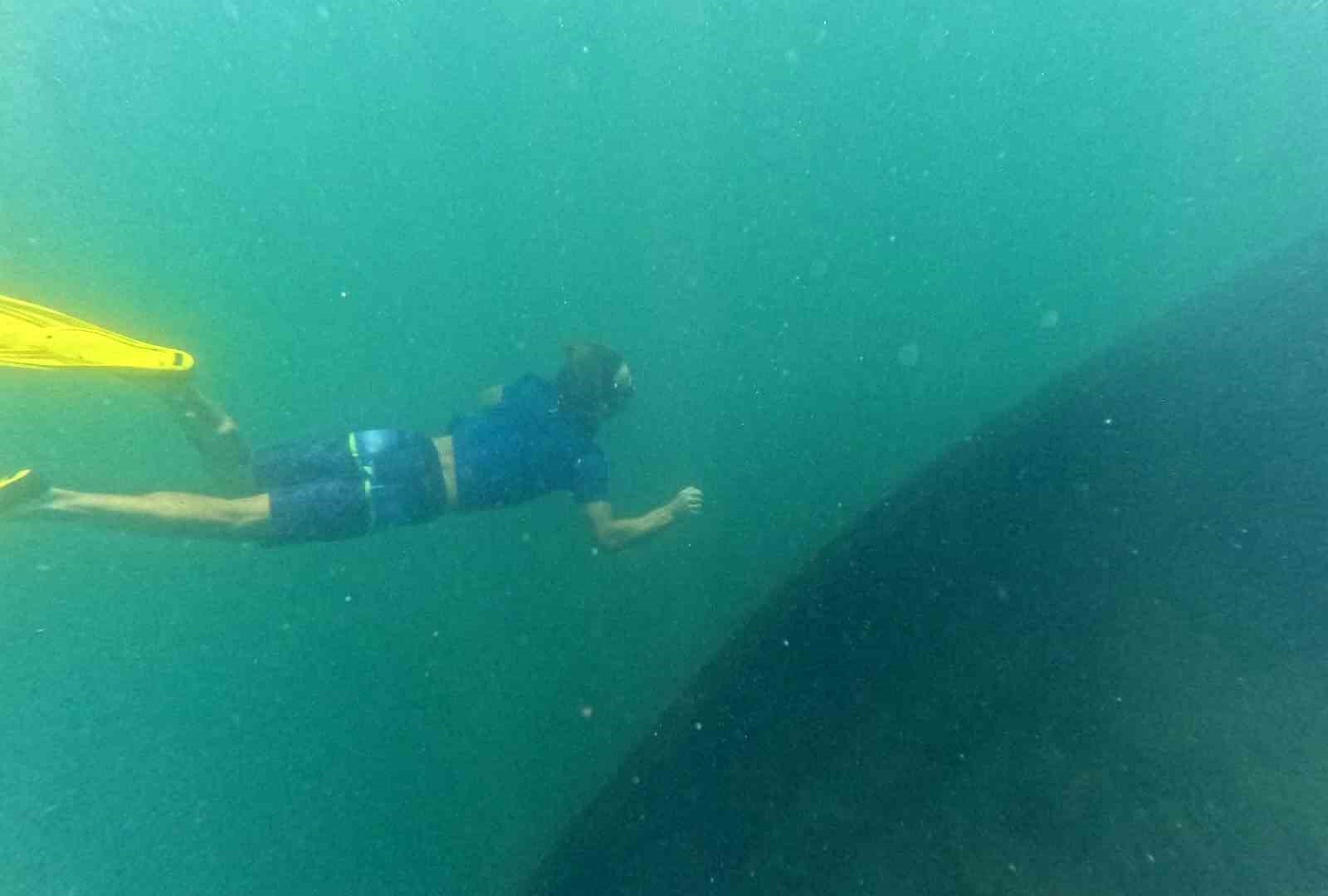 Amatör dalgıçlar, Van Gölü’nde batık Rus şilebini görüntüledi