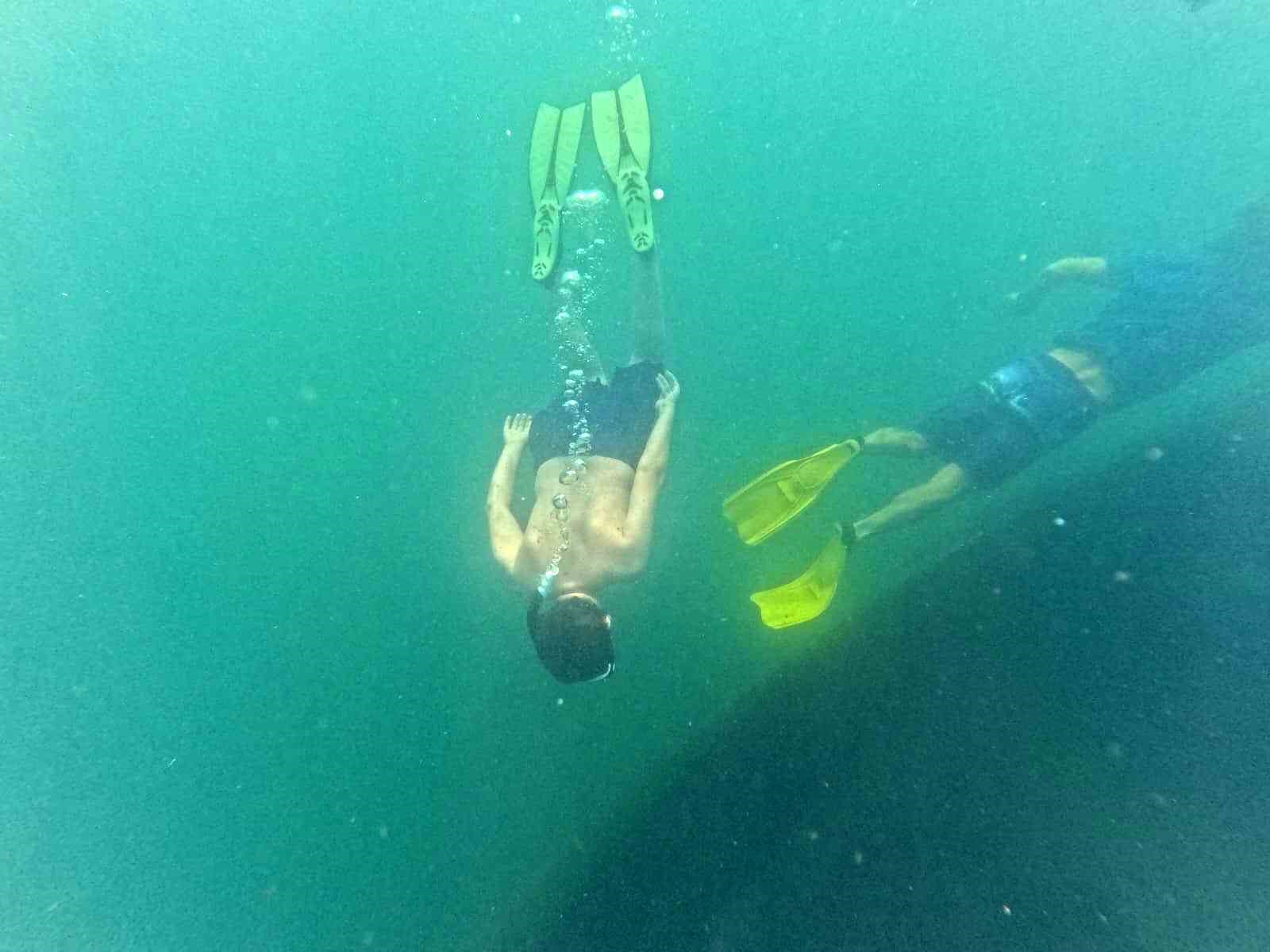 Amatör dalgıçlar, Van Gölü’nde batık Rus şilebini görüntüledi