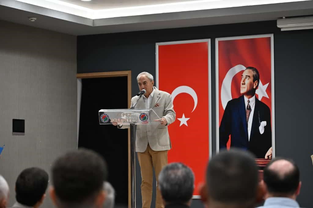Kocag&ouml;z: "T&uuml;rkiye&rsquo;de &ouml;rnek olacak bir yerel demokrasi modelinin temellerini atıyoruz"
