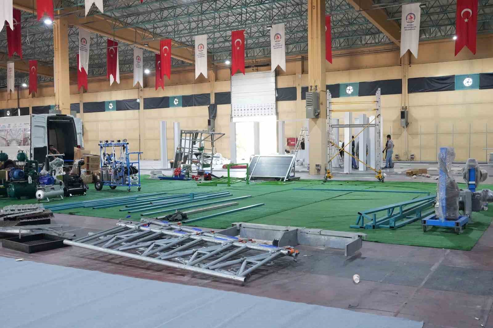 Tarım ve hayvancılık sekt&ouml;r&uuml;n&uuml;n buluşma noktası TARFU Denizli 2025 i&ccedil;in geri sayım başladı
