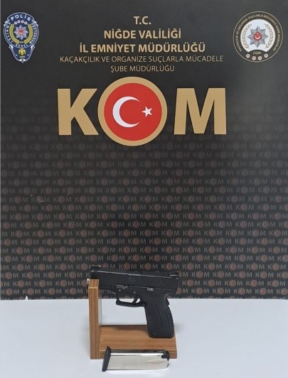 Niğde&rsquo;de ruhsatsız silah operasyonu: 2 tutuklama
