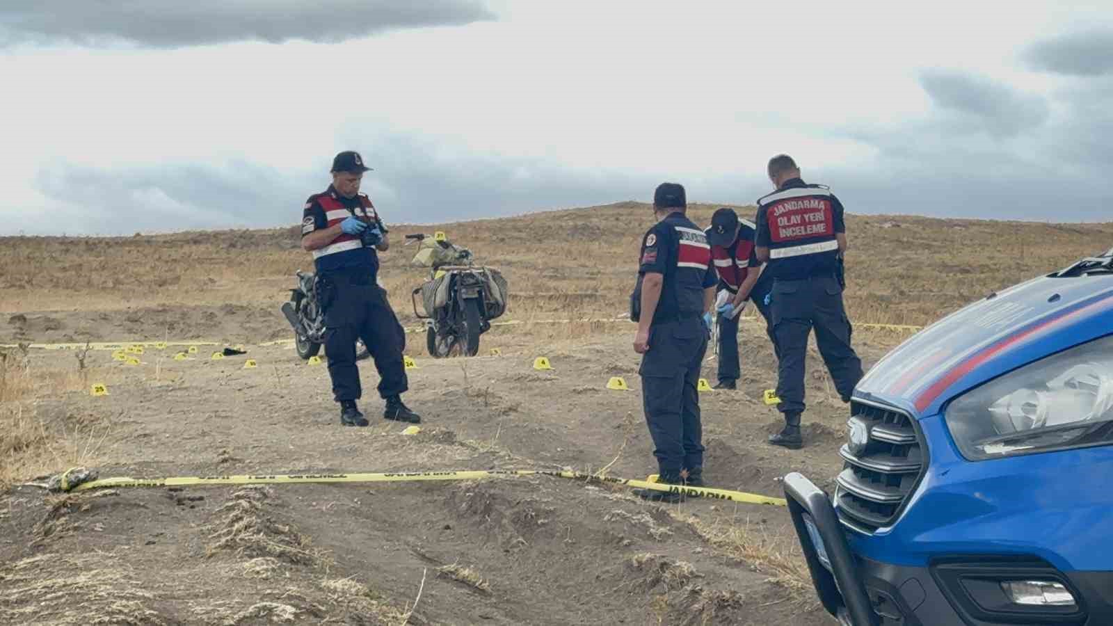 K&ouml;pek tartışmasında komşusunu &ouml;ld&uuml;ren zanlı tutuklandı
