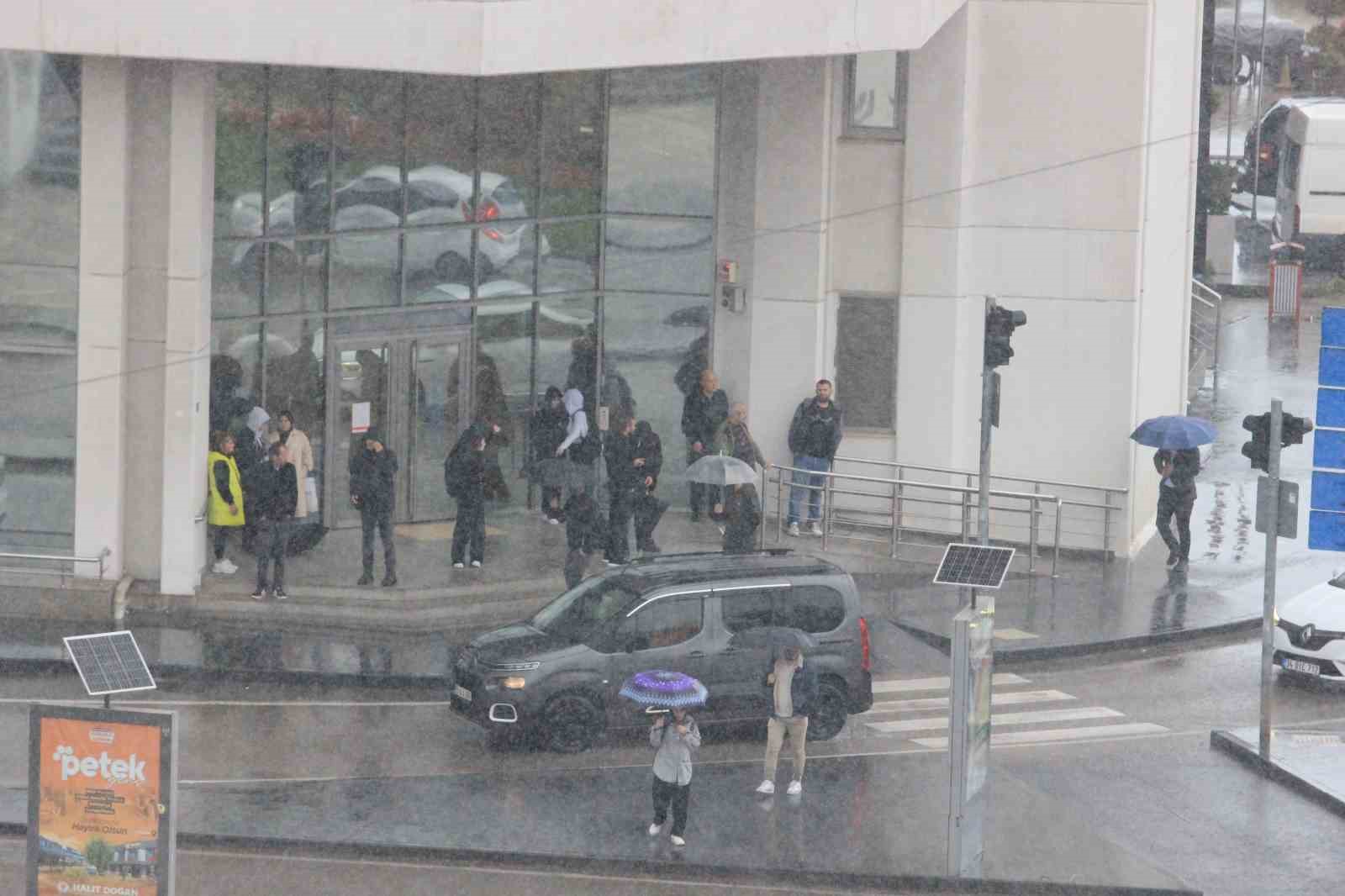 Samsun’a 51 kilo yağış düştü