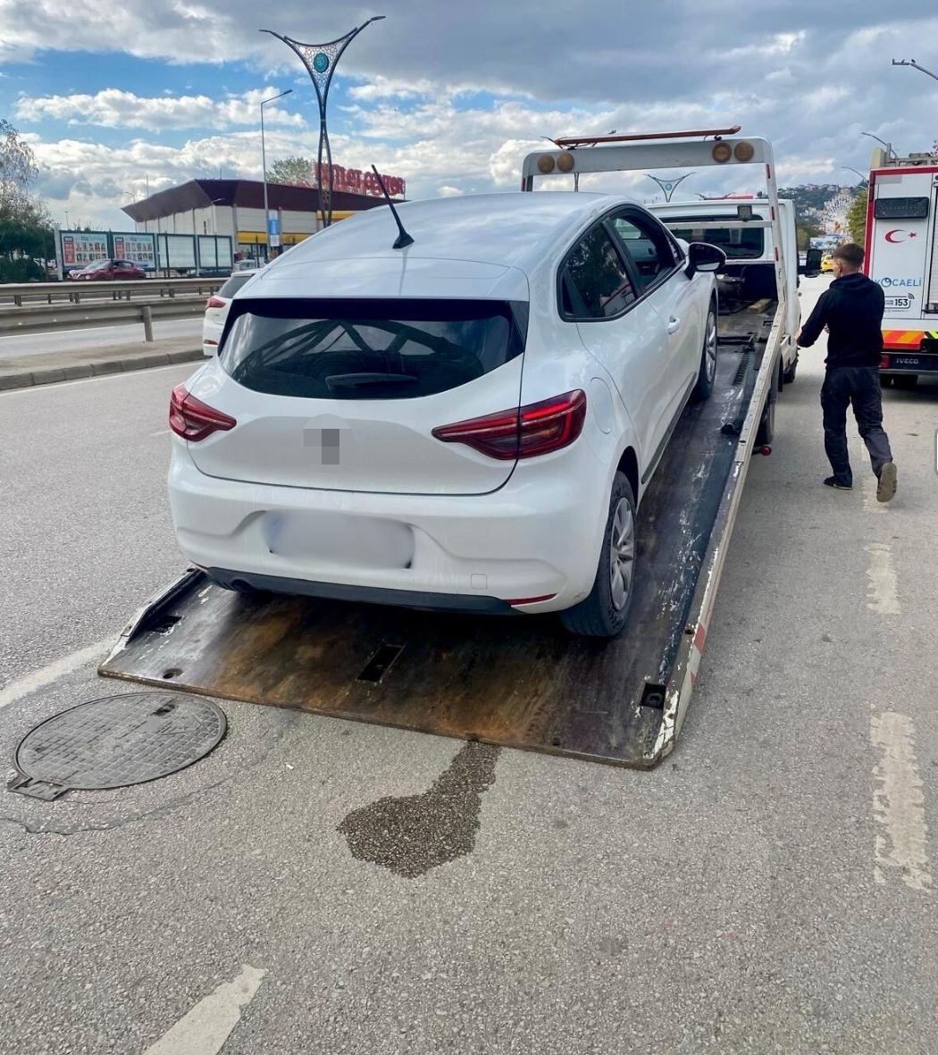 Kocaeli’de korsan taşımacılık yapan sürücüye ceza kesildi