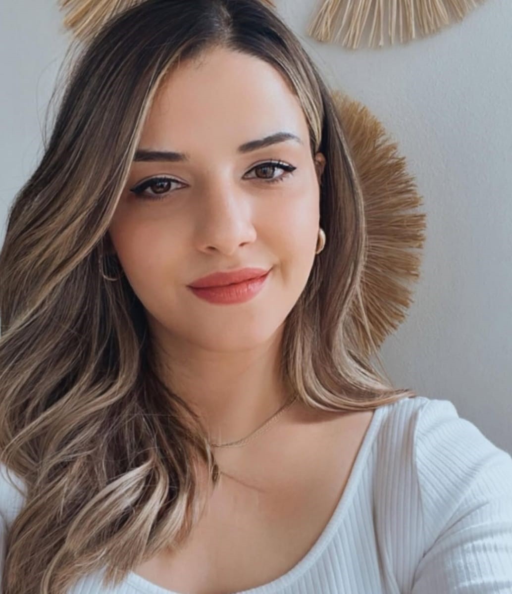 Asans&ouml;r kazasında hayatını kaybeden gen&ccedil; anne toprağa verildi
