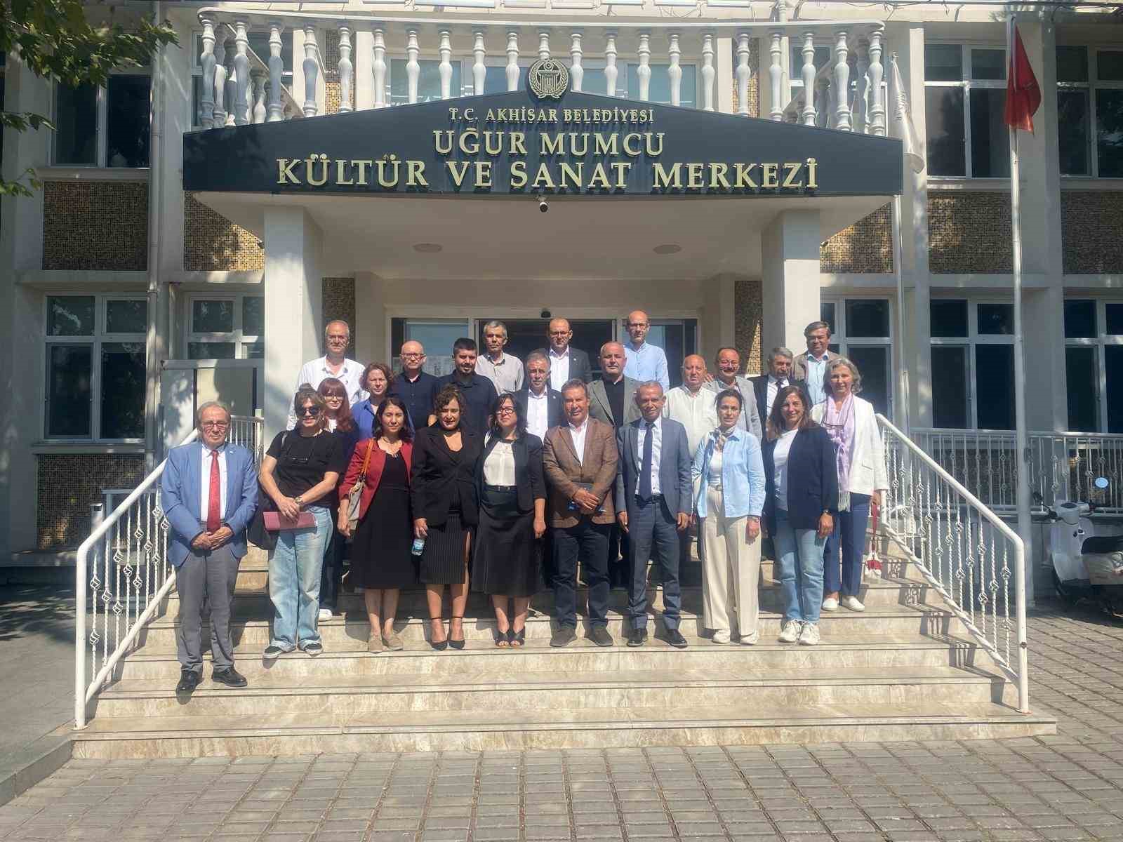 Manisa Kent Konseyleri Akhisar&rsquo;da toplandı
