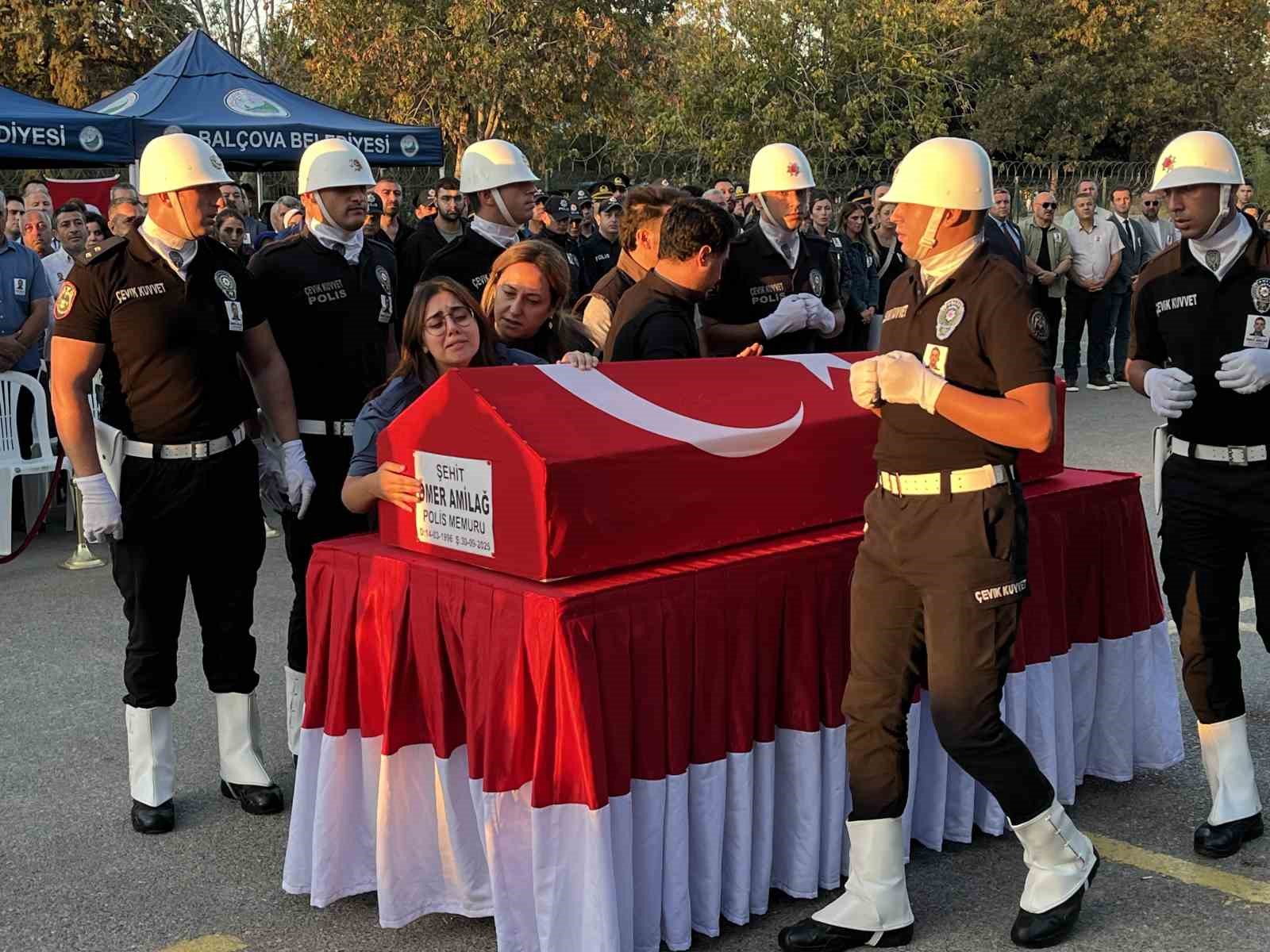 Şehidin nişanlısı: "Ne olur Ömer’imi götürmeyin"