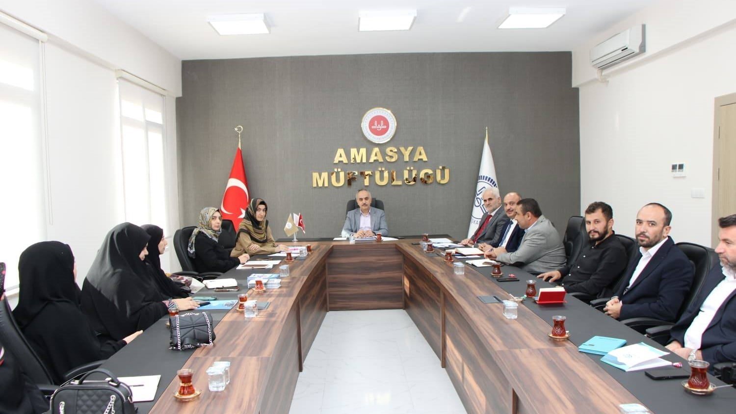 Müftü Bayram: "Gençlerimizi değerlerimizle buluşturmak öncelikli görevimiz"