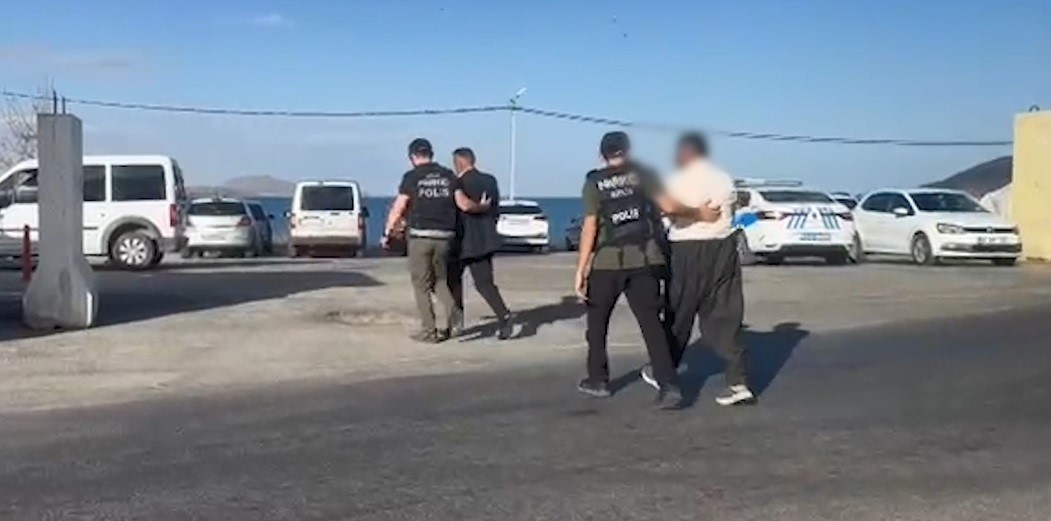 Midelerinden 136 kapsül uyuşturucu çıktı