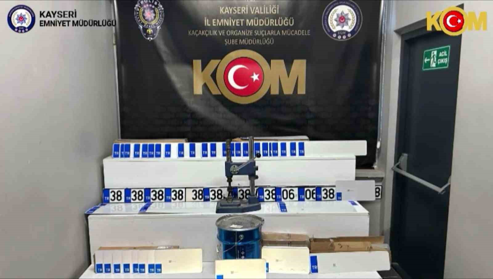 Kayseri&rsquo;de sahte plaka operasyonu: 2 g&ouml;zaltı
