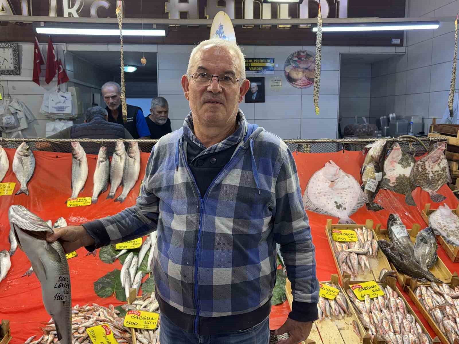 Balıkçılardan müjde: Fiyatlar düştü, ekimde bolluk bekleniyor
