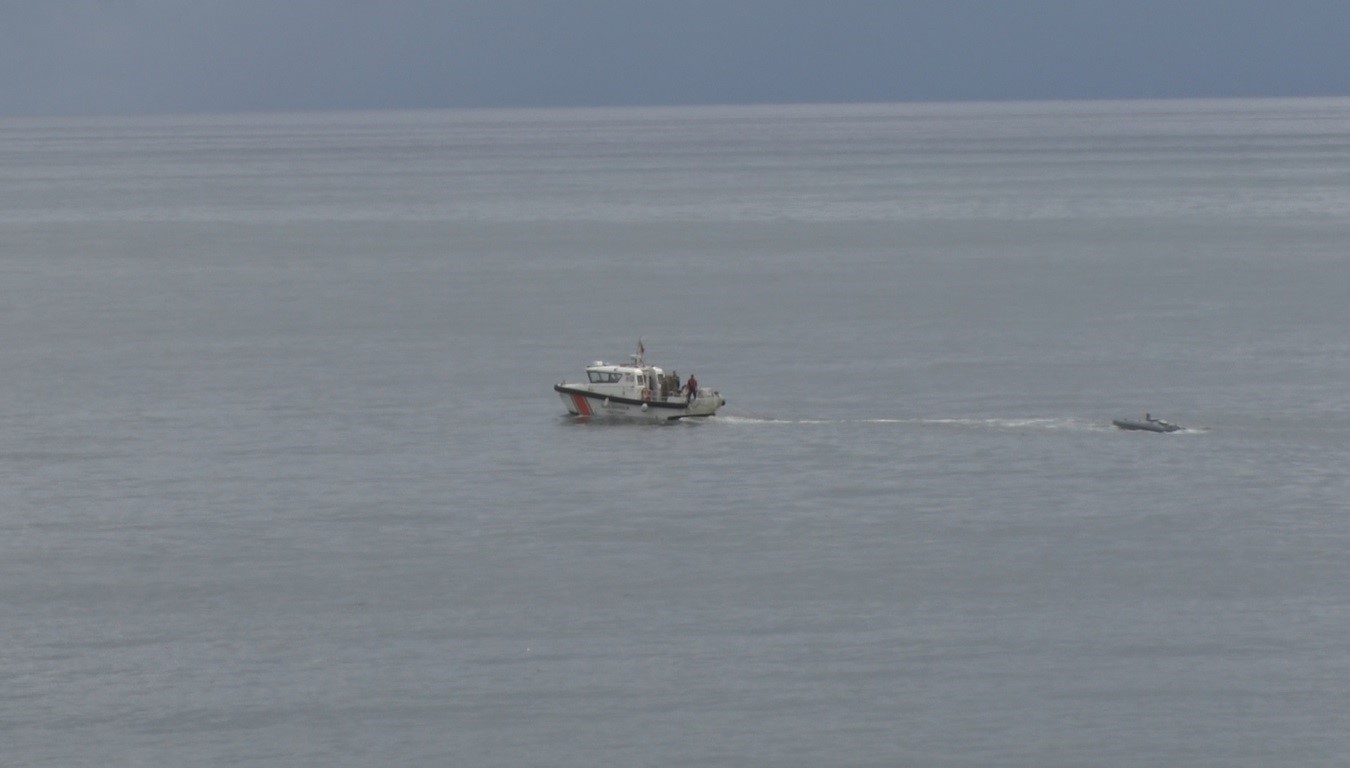 Ukrayna’ya ait insansız deniz aracı imha edilmek üzere botla açığa çekildi