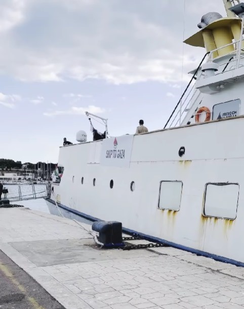 Vekil &Uuml;n &rsquo;Vicdan&rsquo; gemisiyle Gazze yolculuğuna &ccedil;ıktı
