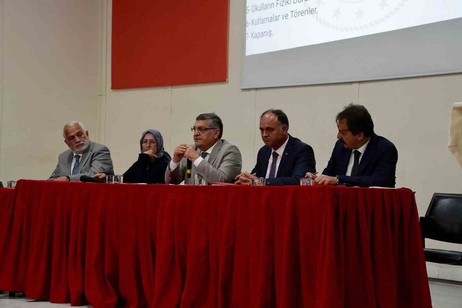 Sinop’ta Sene Başı Eğitim Toplantısı