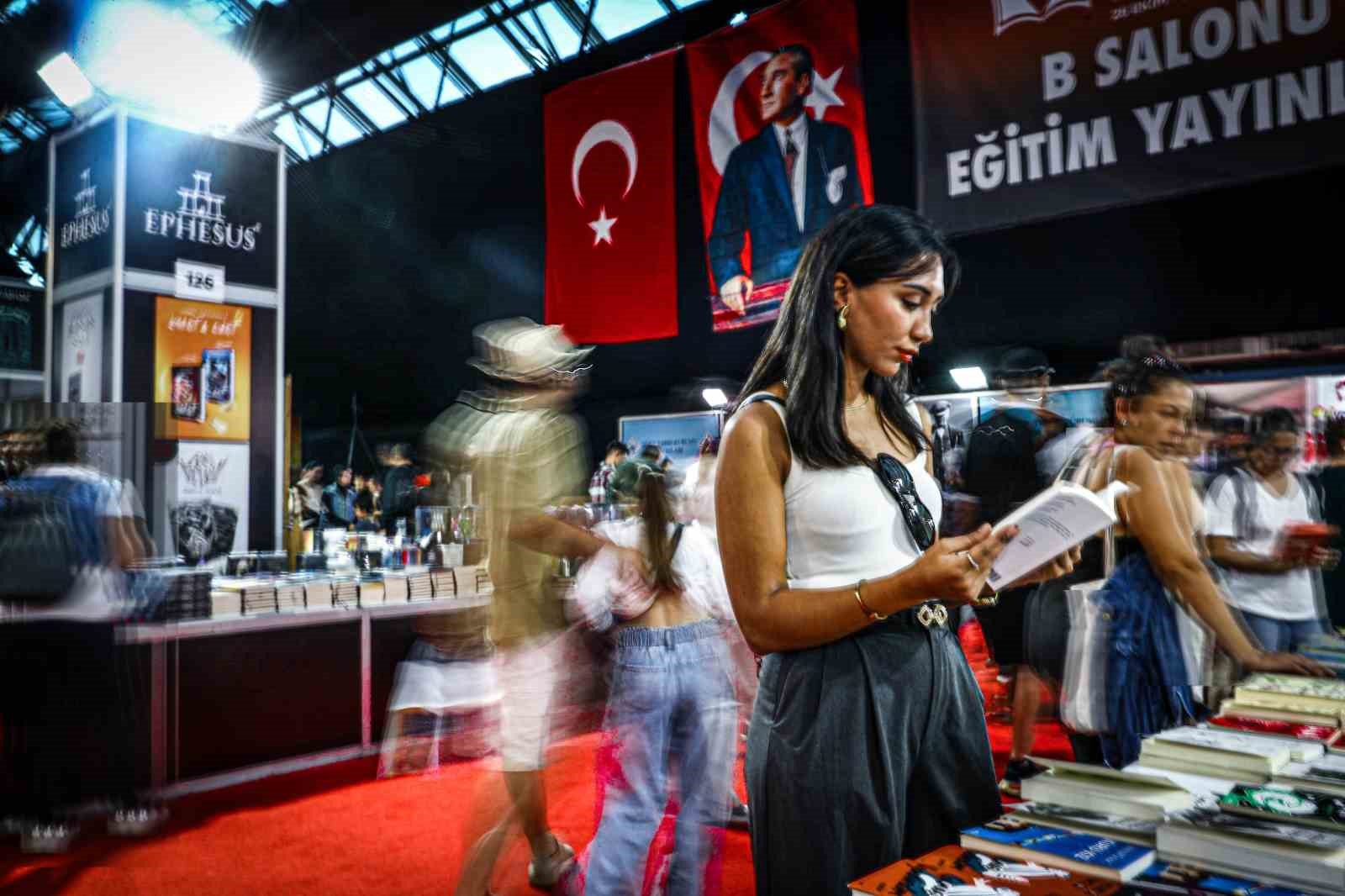 15. Antalya Kitap Fuarı 3 Ekim&rsquo;de başlıyor
