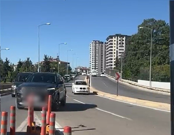 Gaziantep&rsquo;te &rsquo;kaynak&rsquo; yapan bin 402 ara&ccedil; s&uuml;r&uuml;c&uuml;s&uuml;ne ceza yağdı
