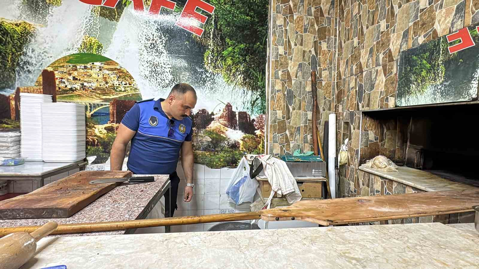 Tarsus’ta lokanta, kafe ve marketlerde denetim yapıldı